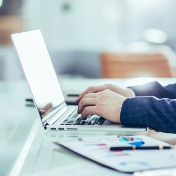 Providing a desktop insurance repair quote